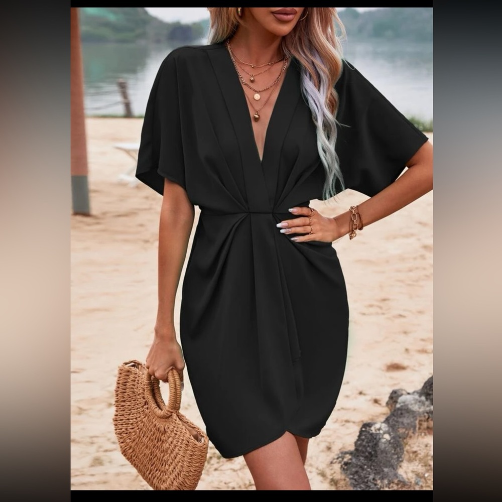 NWOT XL Black Solid Front Twist Batwing Dress